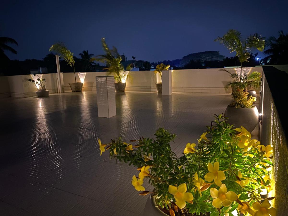 La Paradise Luxury - Tie Hotels & Resorts 蓬蒂切里 外观 照片